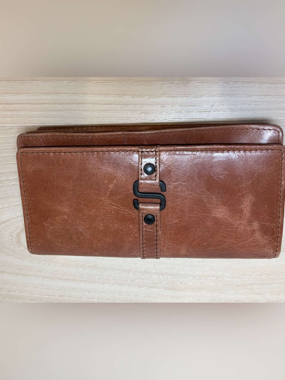 Spikes and Sparrow Genuine leather wallet brandy Cognac Expandable Never Used